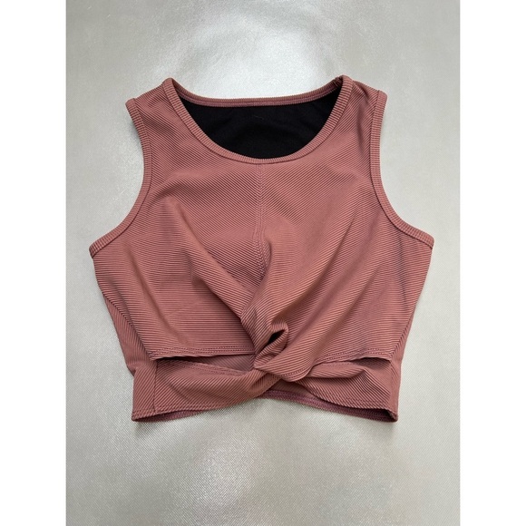 Onzie Front Twist Cropped Top - Picture 2 of 3